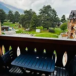 公寓 Pirin Golf & Country Club *